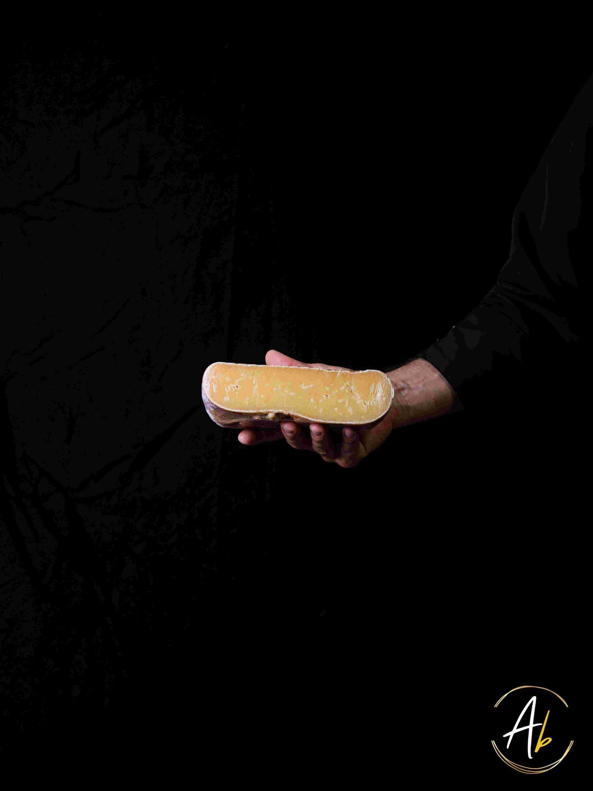 Queso Mahon DOP - Cuña de 200-250g